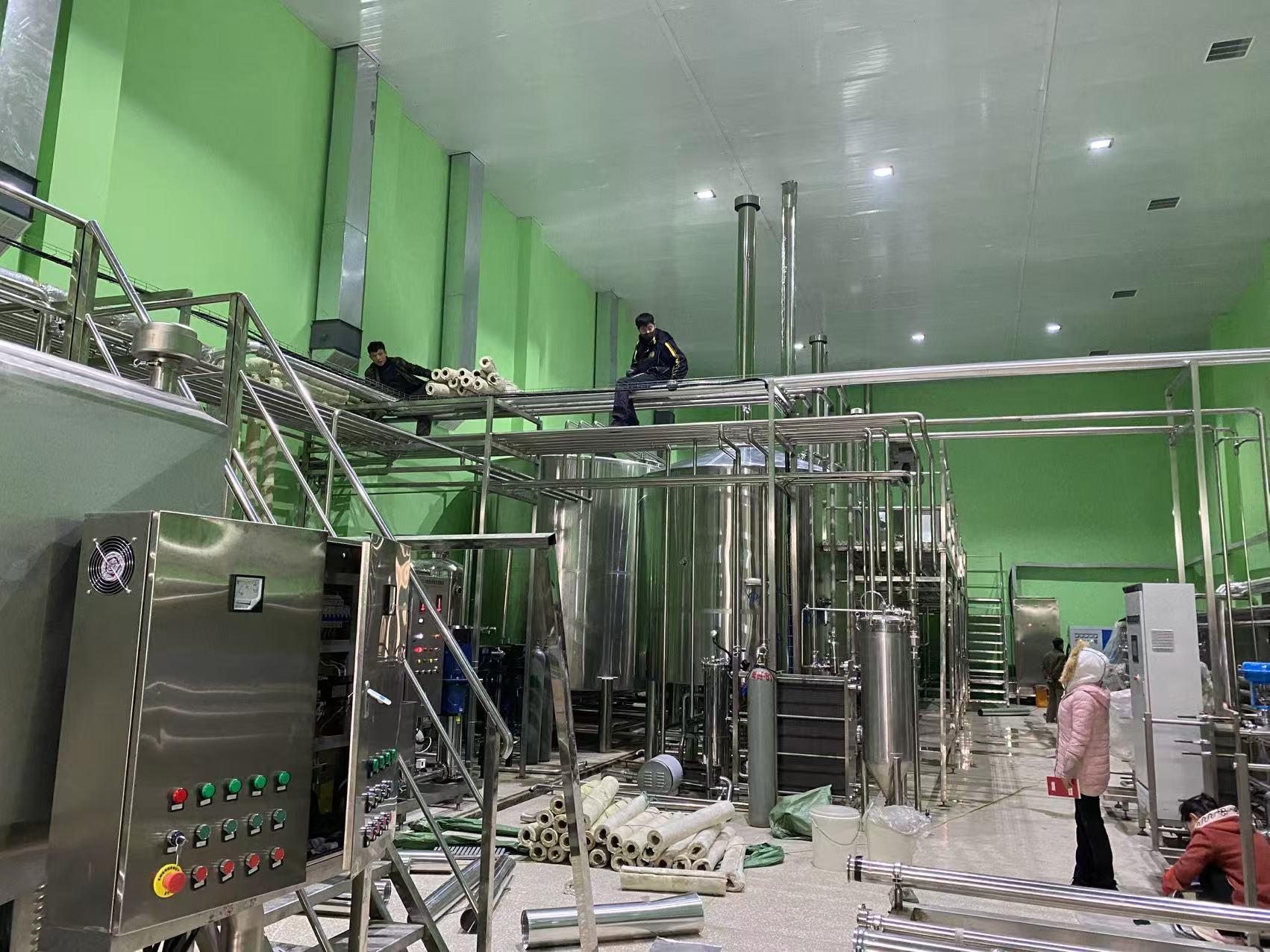宣恩精酿啤酒设备厂—精酿啤酒设备制造：传承工艺与创新科技的交融